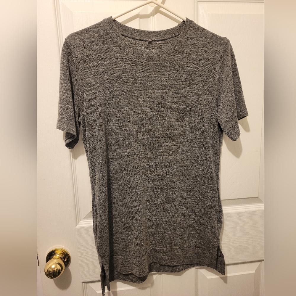 Men's Gray T-Shirt